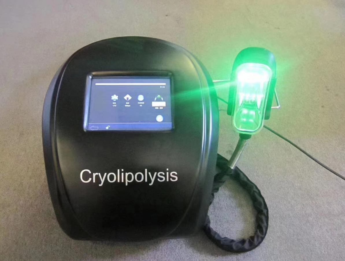Portable professional cryolipolysis machine running with green status light